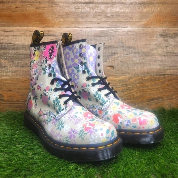 Host Pick 🎉 New Dr. Martens 1460 8-Eye Boot - Parchment / Floral Mashup - Picture 4 of 13